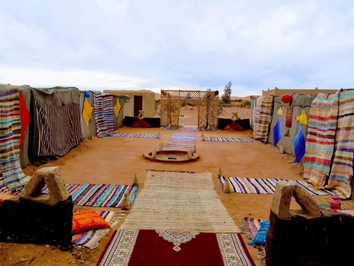 Camp Familia Erg Chebbi Hotel Merzouga Exterior photo